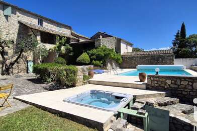 Maison 9 pièces 694000 €