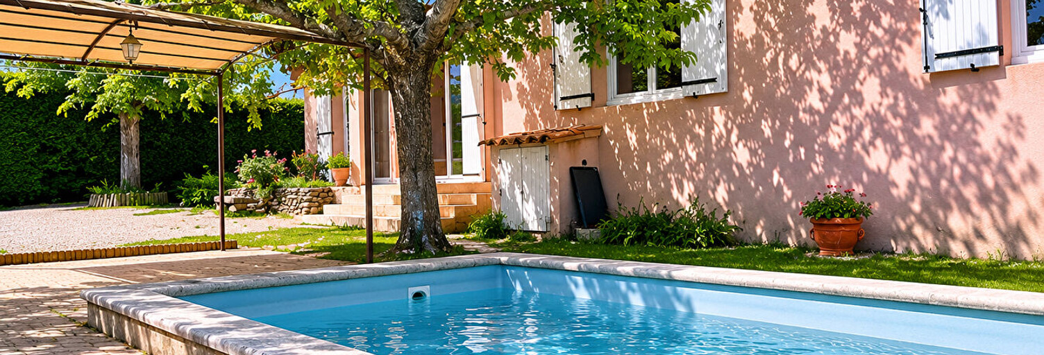 Maison 7 Pièces 155 m² à vendre à Gargas (84400)