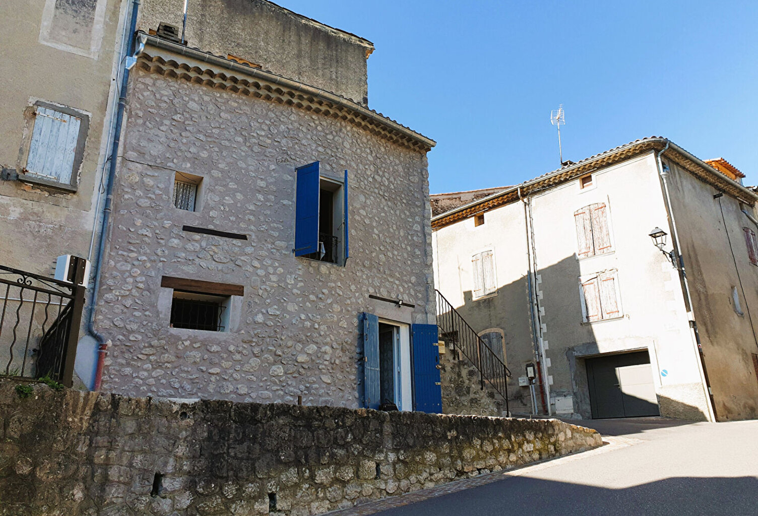 Maison Ribiers 3 pièce(s) 45 m2 — photo 1