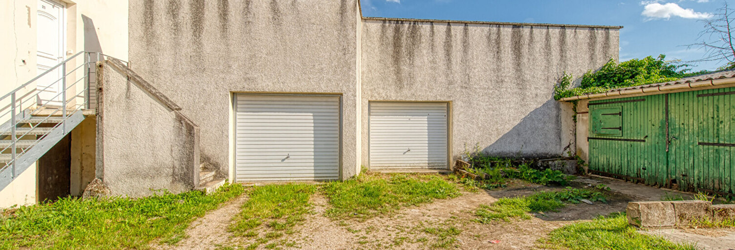 Garage  63 m² à vendre à Ambérieu-en-Bugey (01500)