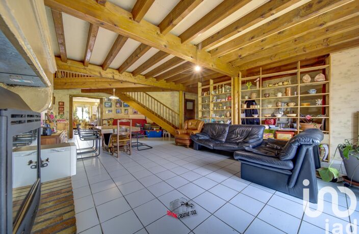 Vente Maison/villa 7 pièces — photo 2