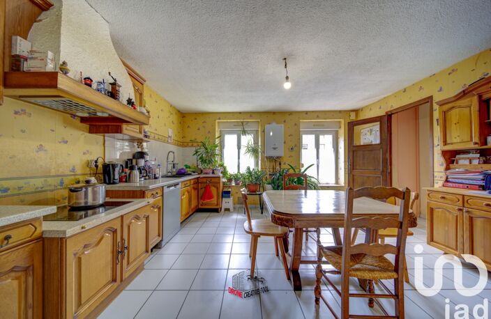 Vente Maison/villa 7 pièces — photo 3