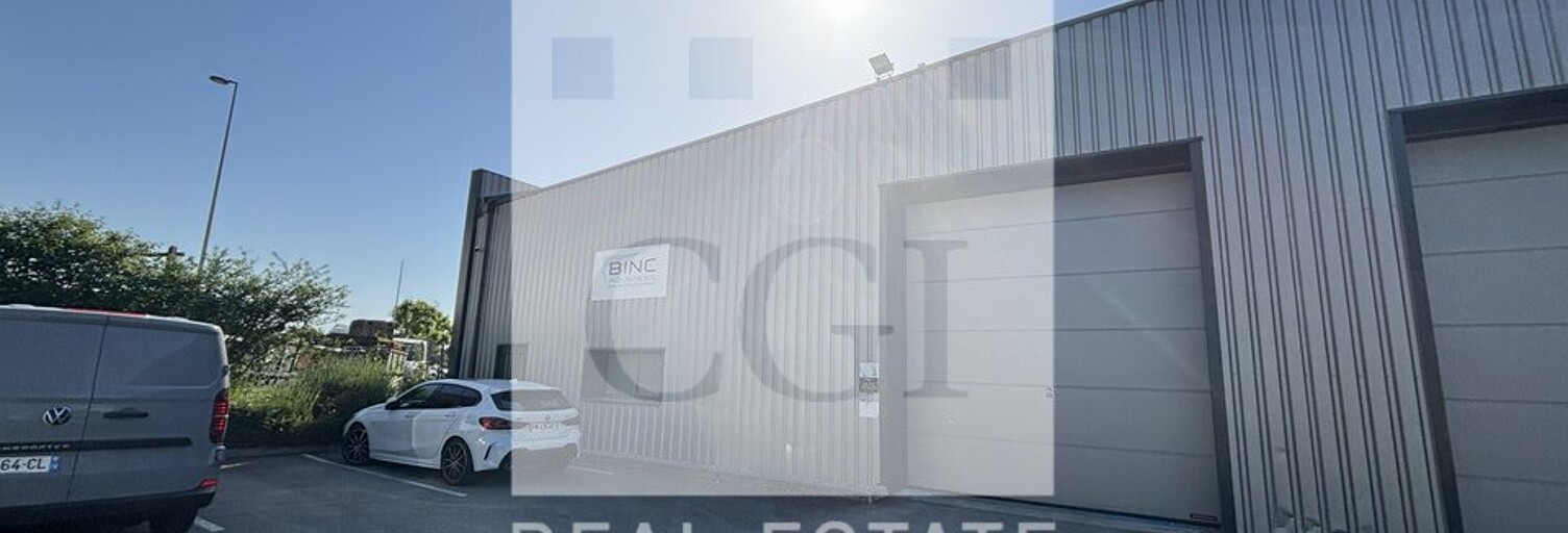 Commerce  345 m² à louer à Genas (69740)