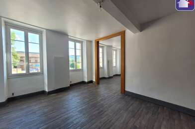 Appartement 4 pièces 523 €