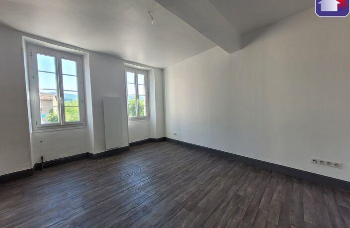 Location appartement 4 pièces 107 m² à La Bastide-de-Sérou (09240) — photo 3
