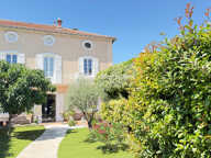 Exclusivité - Maison de maître - Espace et potentiel — photo 2