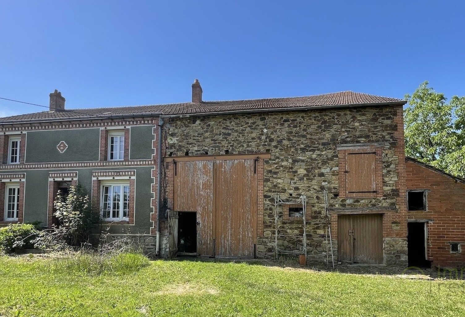 Corps de ferme — photo 1