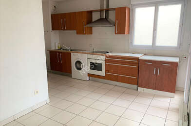 Appartement 3 pièces 790 €