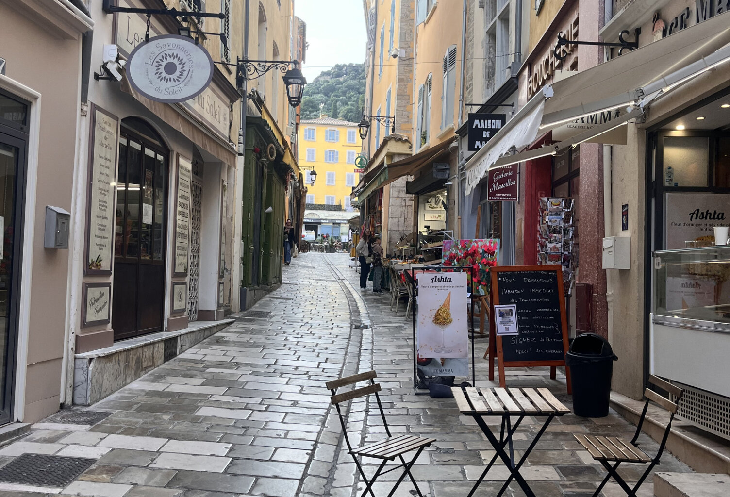 Fond de commerce en zone touristique — photo 1