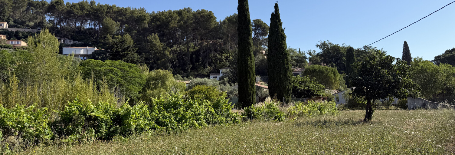 Terrain  754 m² à vendre à Solliès-Pont (83210)