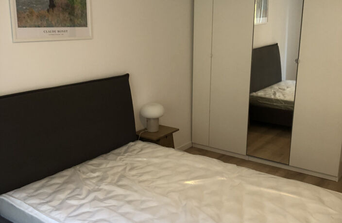 Appartement T6 110 m2 loué en colocation Place Castellane — photo 3