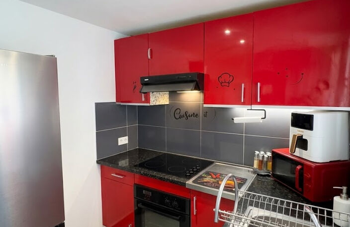 LE CANNET - AGREABLE APPARTEMENT 3 PIECES AVEC CAVE ET PARKING — photo 2