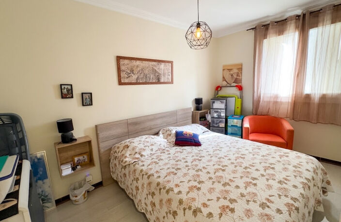 LE CANNET - AGREABLE APPARTEMENT 3 PIECES AVEC CAVE ET PARKING — photo 5