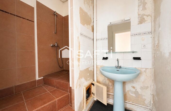 Appartement avec stationnement et cave — photo 5
