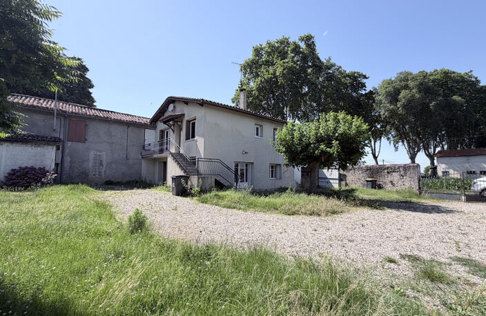Maison sur sous-sol avec séchoir — photo 2