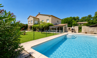 Maison 8 Pièces 227 m² à vendre à Pernes-les-Fontaines (84210)