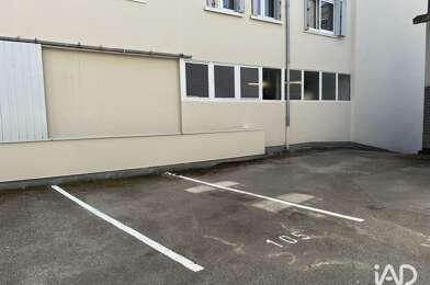 Garage  106 €