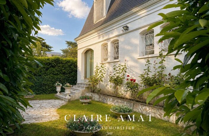 Élégante Mansard baignée de lumière, au charme raffiné et aux inspirations d'un véritable palais de glaces. — photo 2