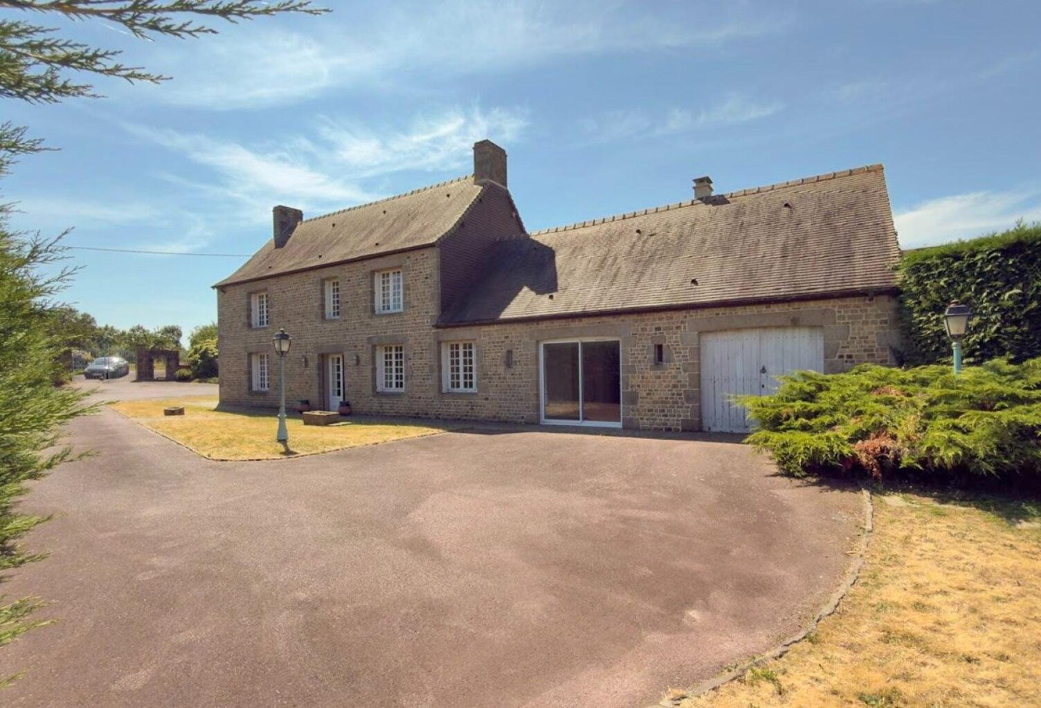 Maison de charme, 6 chambres 1 sdb 2 sde  2 salons 1 salle — photo 1