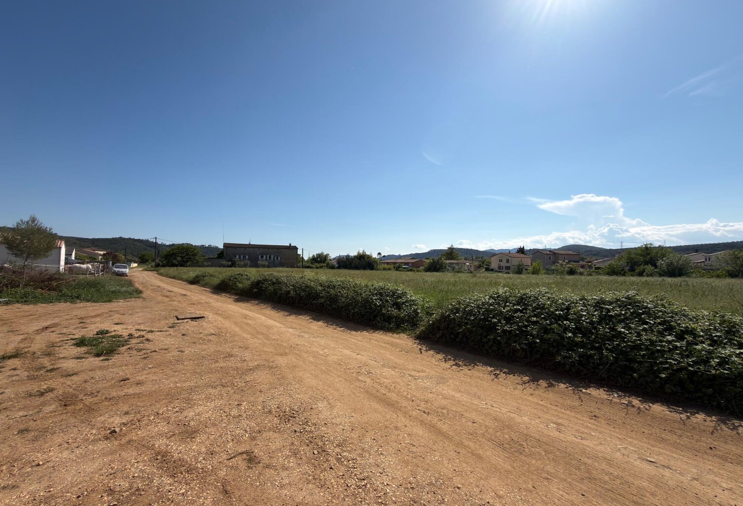 Terrain à bâtir  495 m²  Saint-Julien-les-Rosiers — photo 1