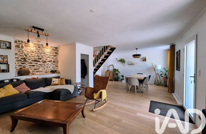 Vente Maison/villa 5 pièces — photo 2