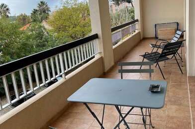 Appartement 3 pièces 1275 €
