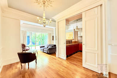 Maison 5 pièces 2300 €