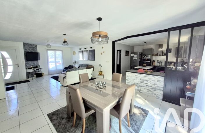 Vente Maison traditionnelle 6 pièces — photo 2