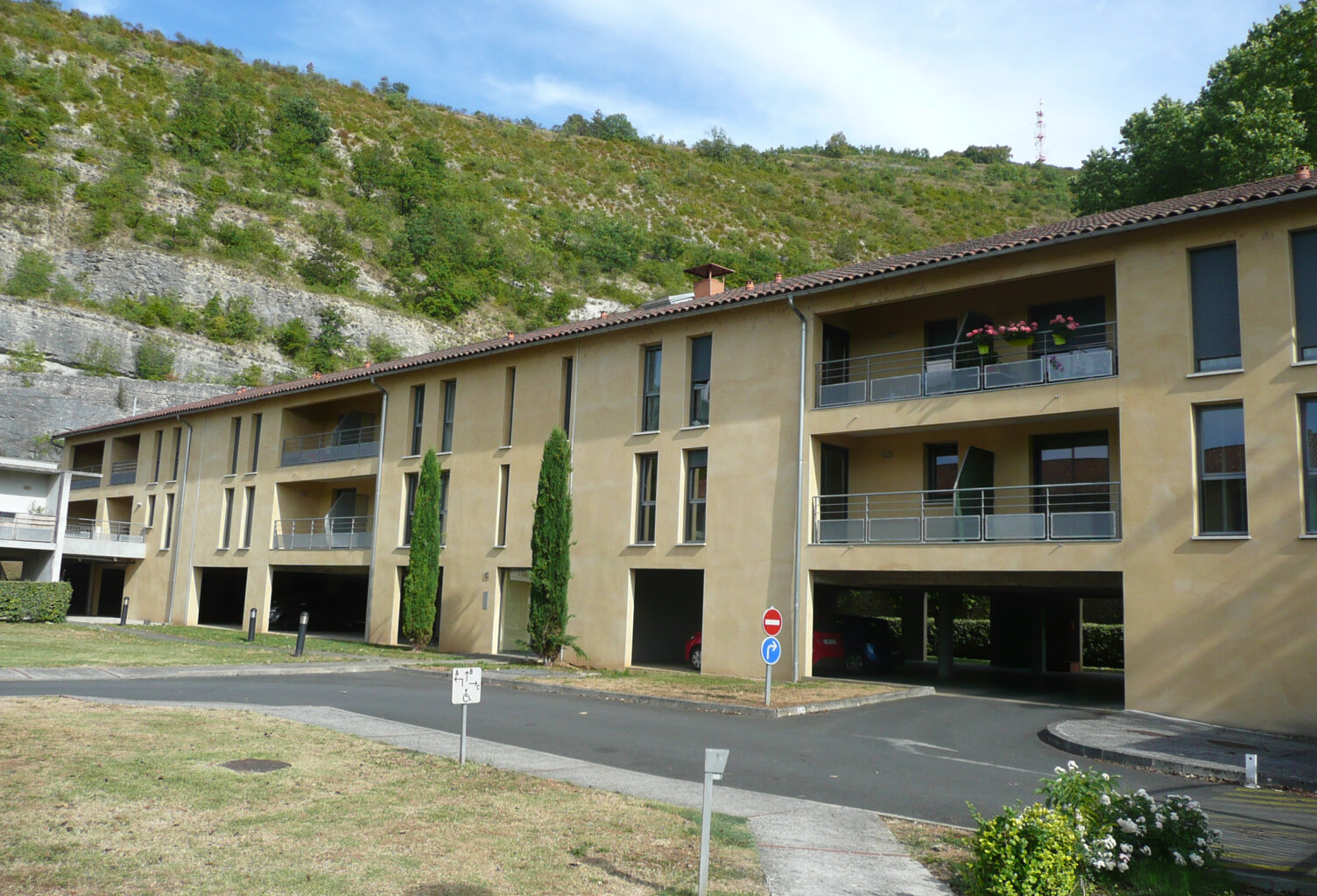 T2 Résidence récente/CAHORS — photo 1