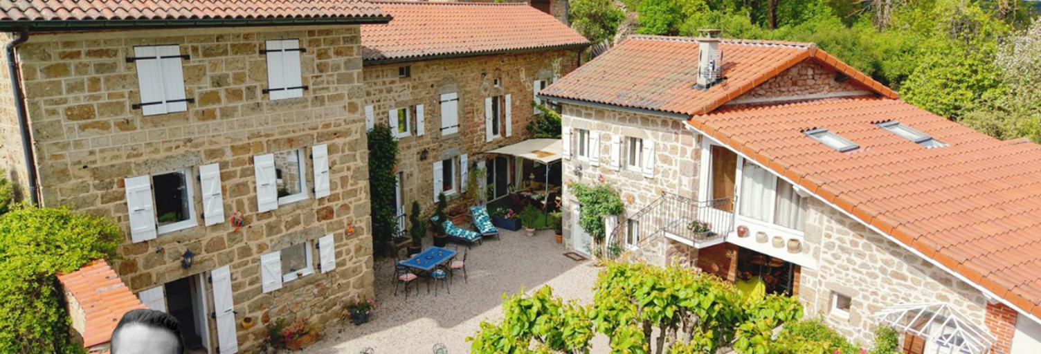 Maison 10 Pièces 344 m² à vendre à Usson-en-Forez (42550)
