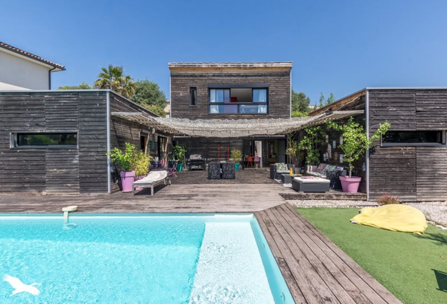 Villa de 6 pièces principales — photo 1