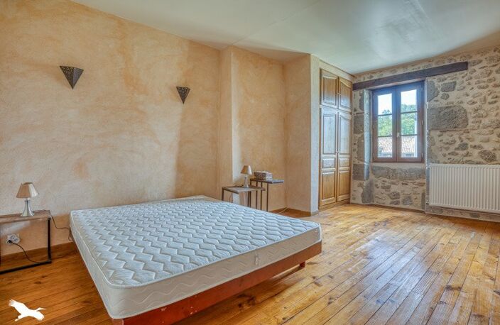 Maison en pierre de 8 pièces principales — photo 5