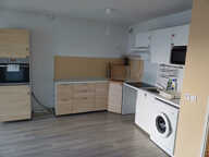 BEGLES APPARTEMENT TYPE 3 AVEC BALCON ET PARKING SECURISE — photo 2