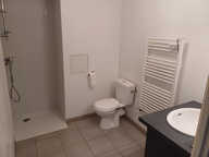 BEGLES APPARTEMENT TYPE 3 AVEC BALCON ET PARKING SECURISE — photo 4