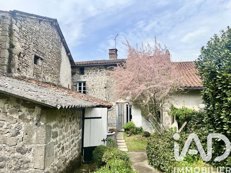 Vente Maison de village 4 pièces — photo 1