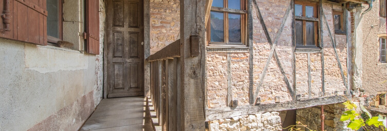 Maison 3 Pièces 105 m² à vendre à Puy-l'Évêque (46700)