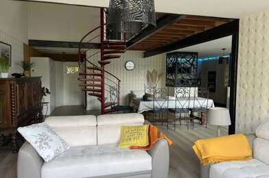 Appartement 5 pièces 292050 €