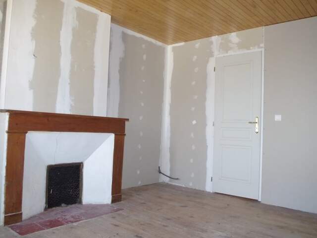 Maison de ville de 4 pièces principales — photo du bien