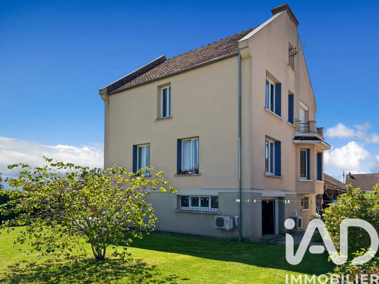 Vente Maison/villa 9 pièces — photo 1