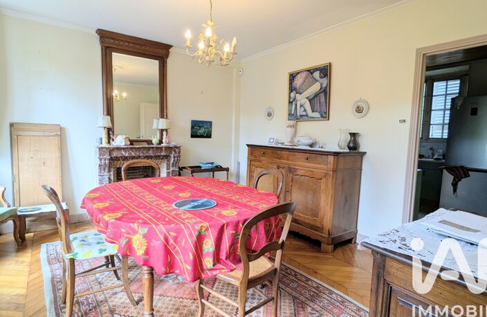 Vente Maison/villa 8 pièces — photo 2