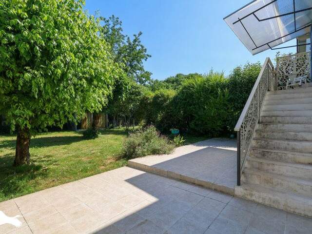 Maison de ville de 5 pièces principales — photo du bien