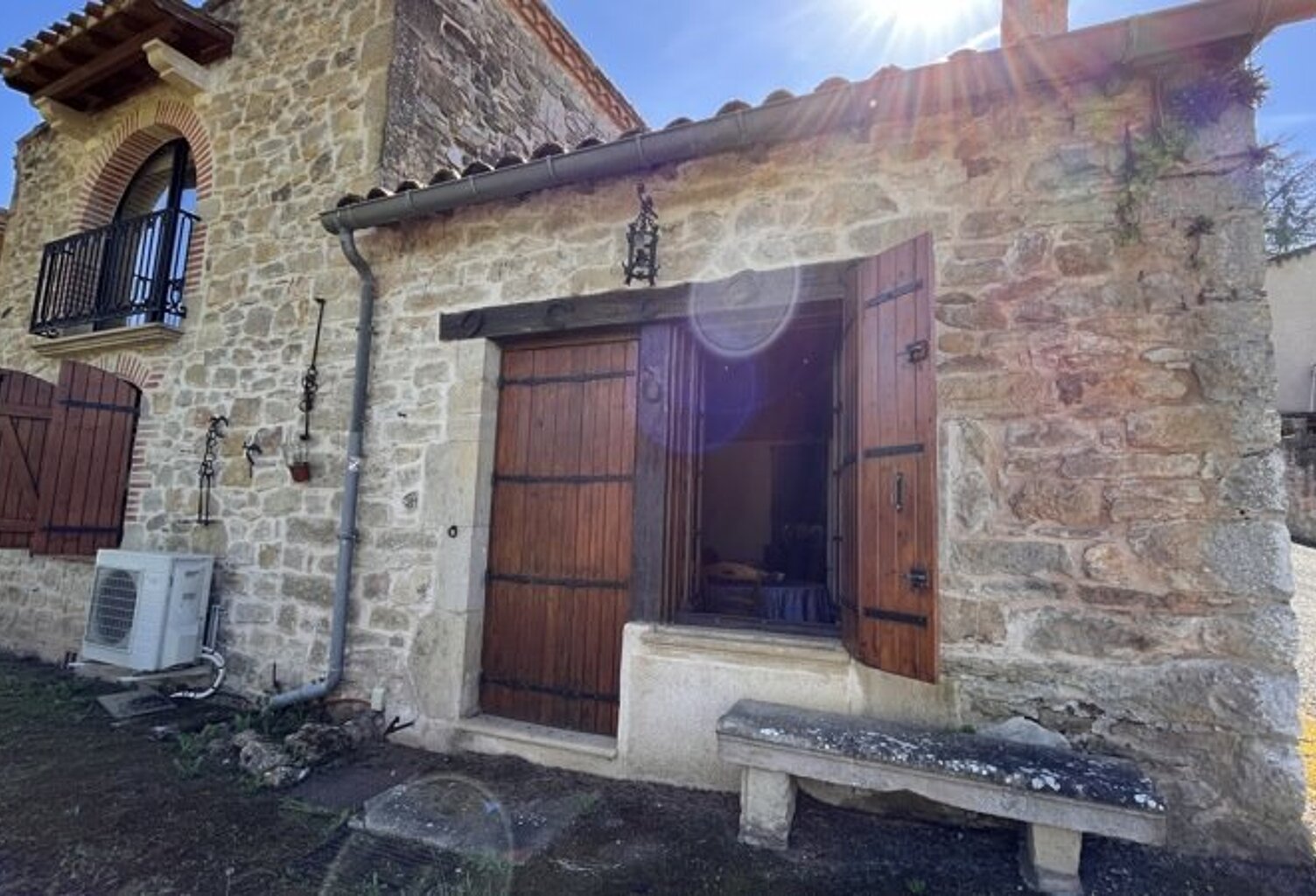 Vente maison 3 pièces 145 m² Puycelsi (81140) — photo 1