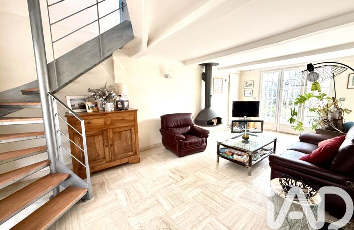 Vente Maison/villa 8 pièces — photo 3