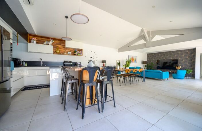 Contemporaine de 5 pièces principales — photo 2