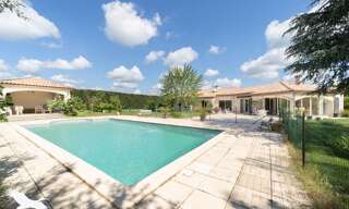 Maison 6 Pièces 211 m² à vendre à Cavignac (33620)