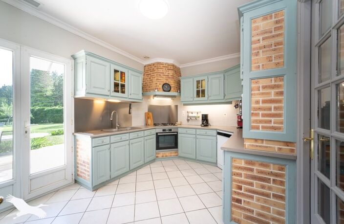Contemporaine de 6 pièces principales — photo 4