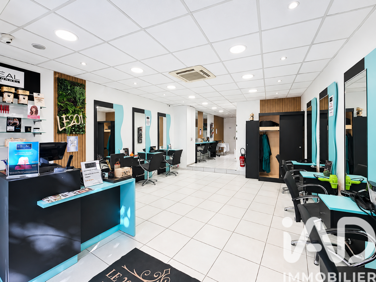 Vente Esthétique, Coiffure 60 m&sup2; — photo 1