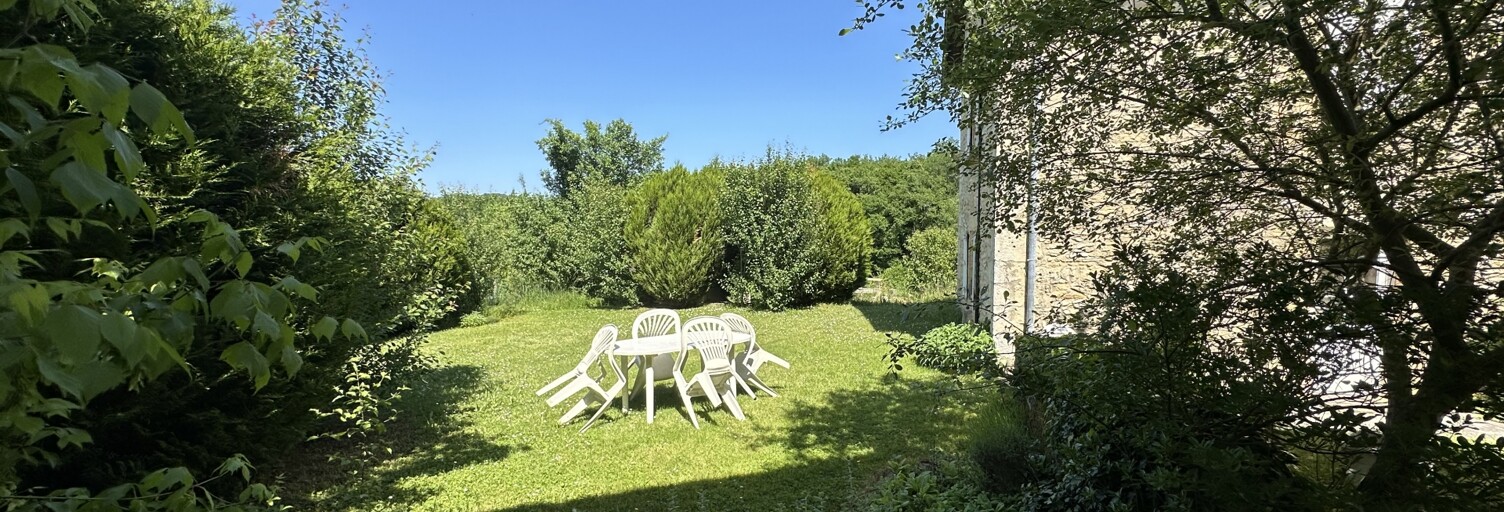 Maison 9 Pièces 190 m² à vendre à Saint-Léon-sur-Vézère (24290)