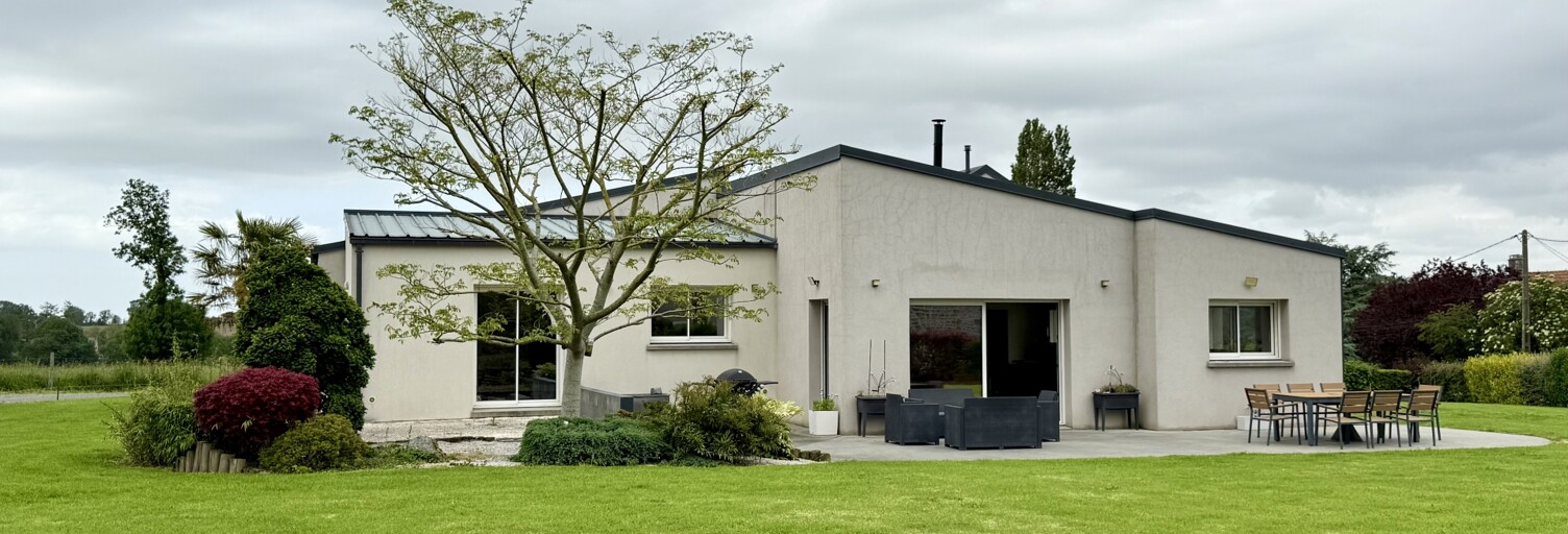Maison 5 Pièces 131 m² à vendre à Saint-Planchers (50400)