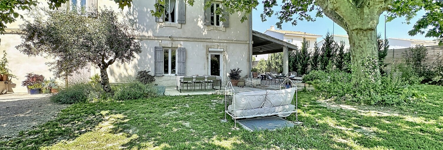 Maison 7 Pièces 235 m² à vendre à Cabannes (13440)